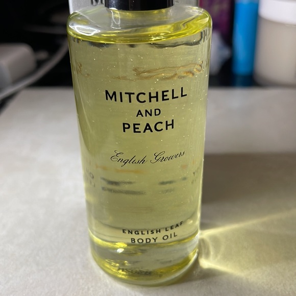 Mitchell & Peach Skincare Mitchell And Peach English Leaf Body Oil